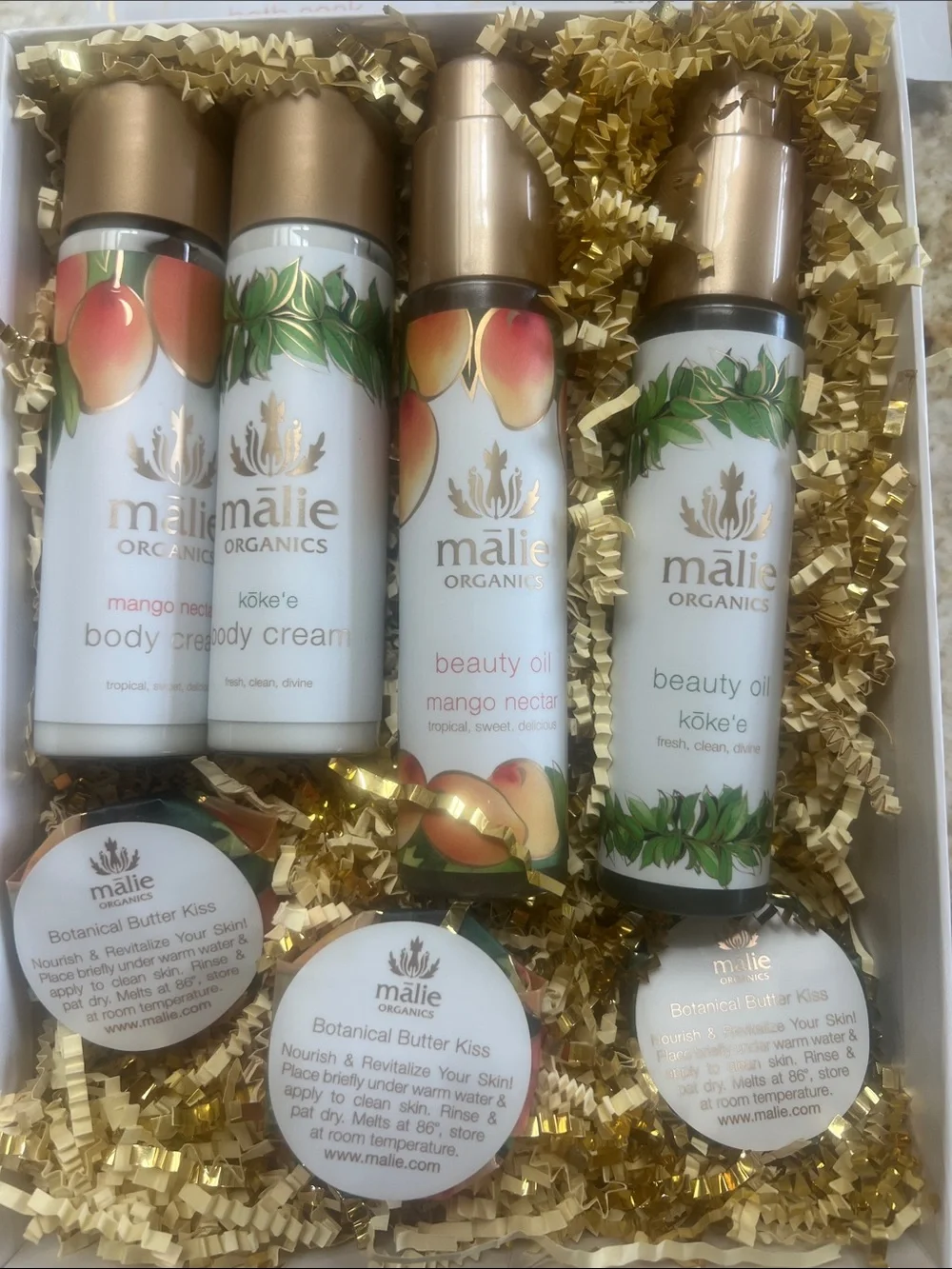 MALIE ORGANICS ASSORTMENT OF PRODUCTS FOR BODY & BATH NIB